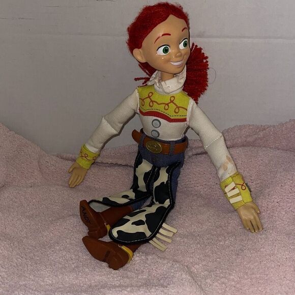 Disney Pixar Toy Story 14” Jesse Pull String Talking Doll - Picture 5 of 10